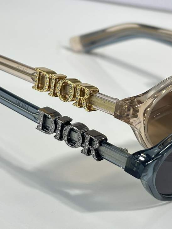 Picture of Dior Sunglasses _SKUfw77364368fw